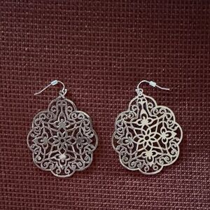 Elegant Silver Filigree Earrings